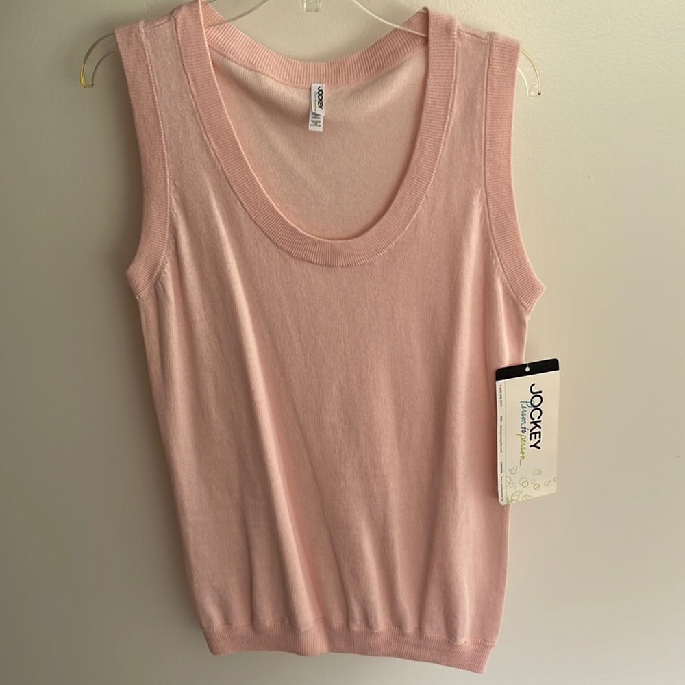 Sleeveless Jockey Top